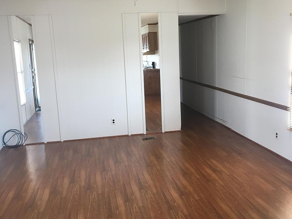 2nd image of 54 Swan Ln