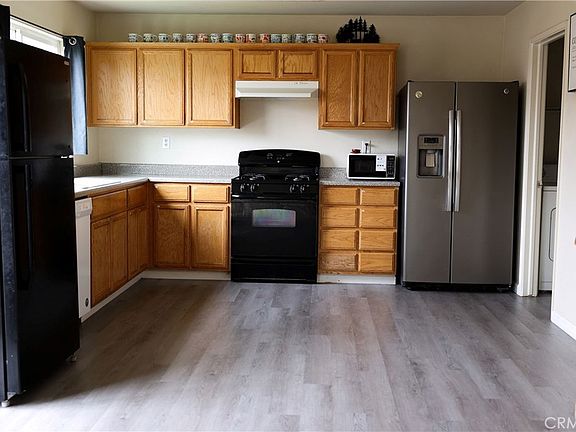 5th image of 3880 Early Light Ave