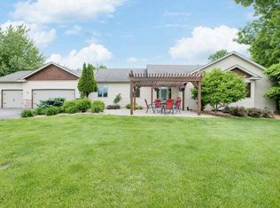 N4560 1130th St, Prescott, WI 54021