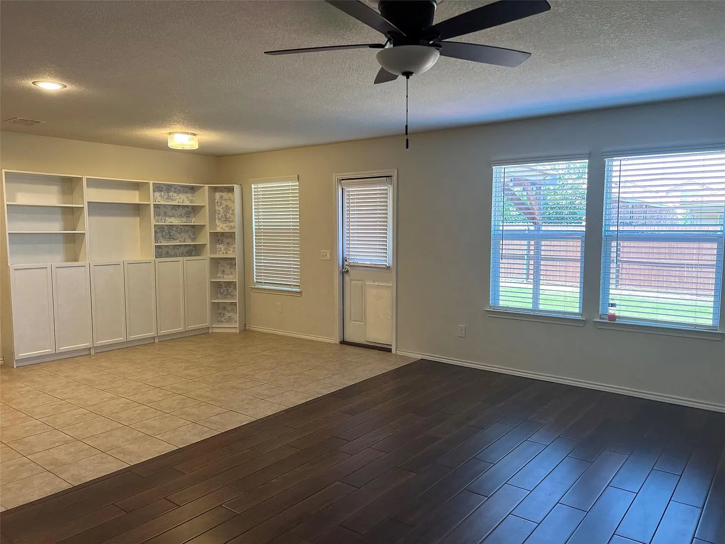 Ready for Move-in! — Photo 4