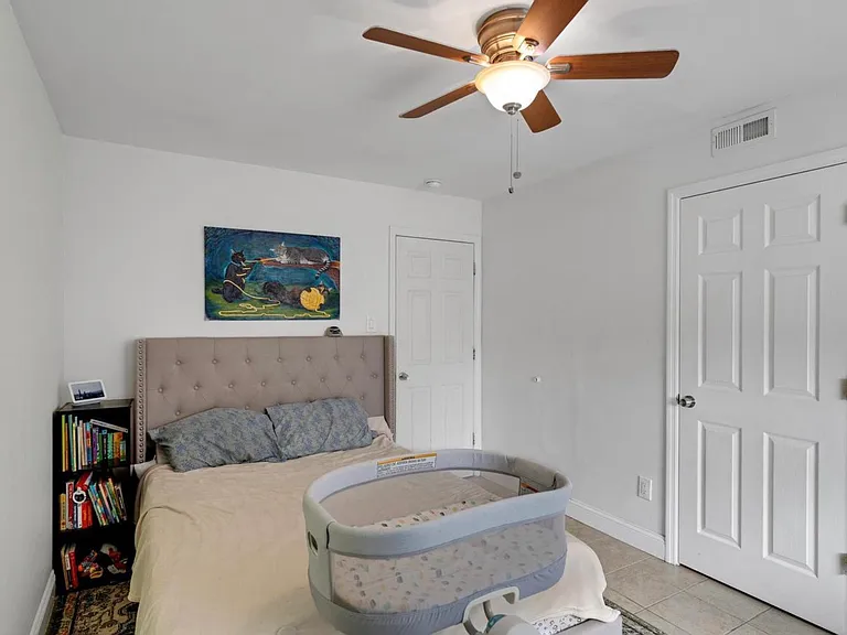 406 Pierce St #1 — Photo 10