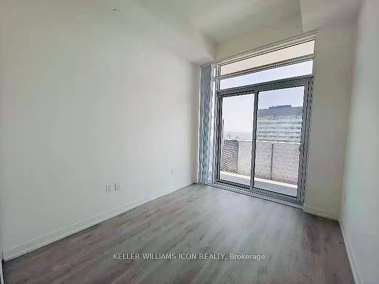 138 Downes St E #5006 — Photo 7