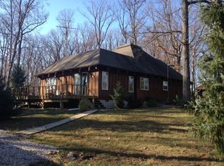 226 Bankert Rd, Hanover, PA 17331