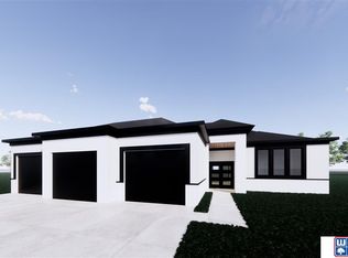 9651 Toma Rd, Lincoln, NE 68526