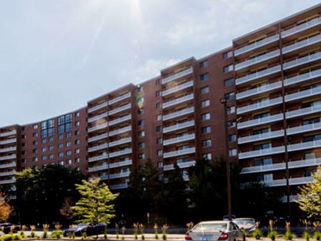 1st image of 21 Kristin Dr Unit 925