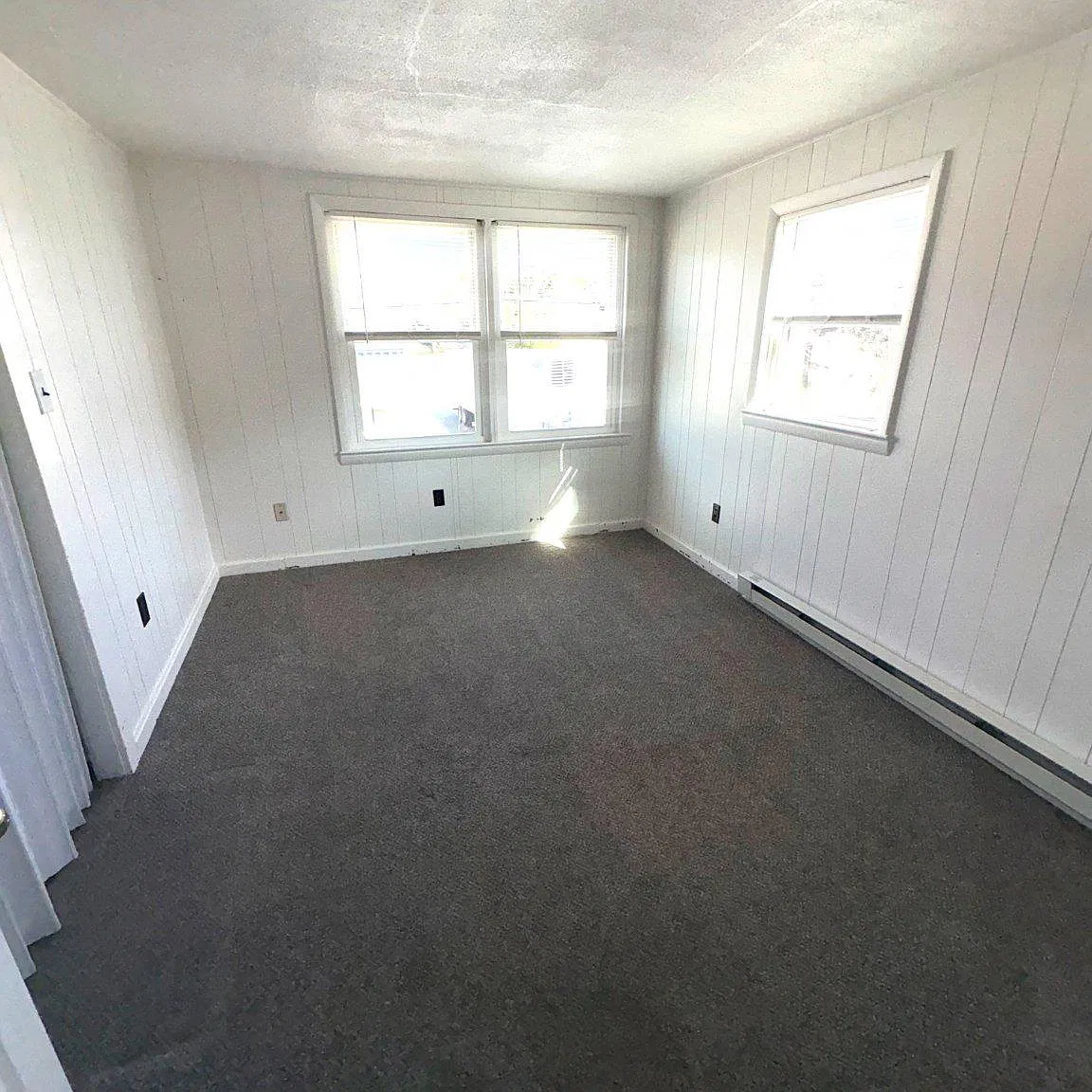 1 bed, 1.0 bath, 3341 sqft, $1,000 — Photo 1
