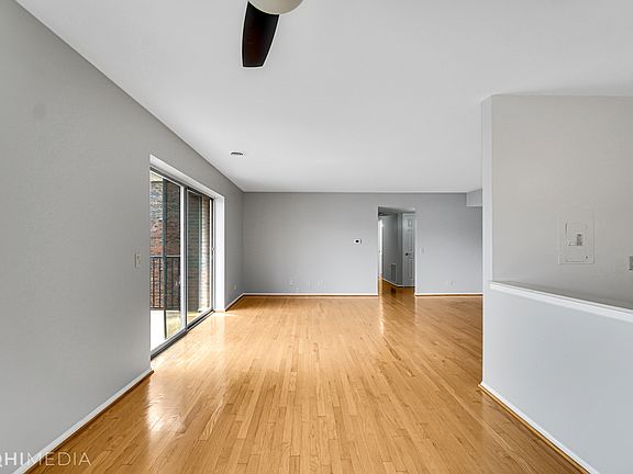 3rd image of 420 Linden Ave APT 305