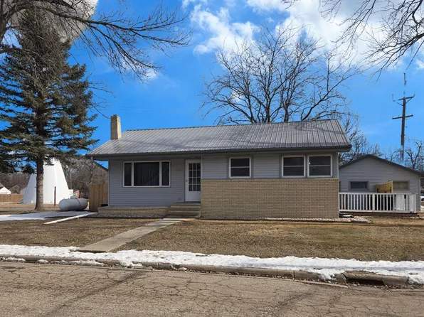 206 14th St N, Wheaton, MN 56296