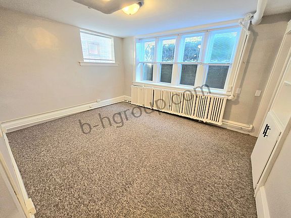 4th image of 811 60th St