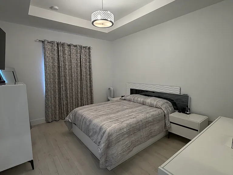 3755 SE 3rd Ct — Photo 15