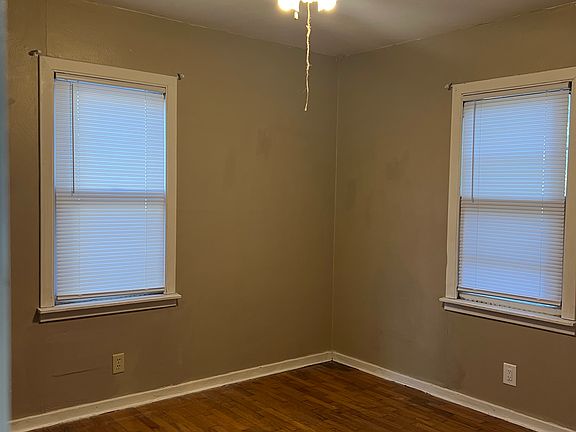 5th image of 220 E Beloit Ave