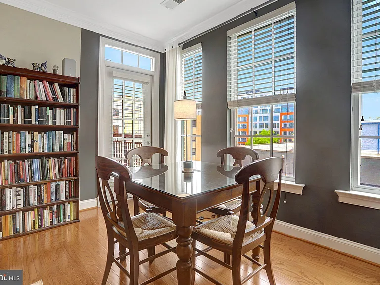 1023 N Royal St #312 — Photo 8
