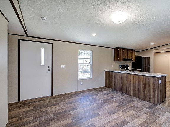 5th image of 277 E Big Indian Trl