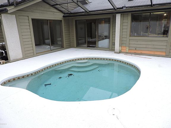 4th image of 2756 Biarritz Ct