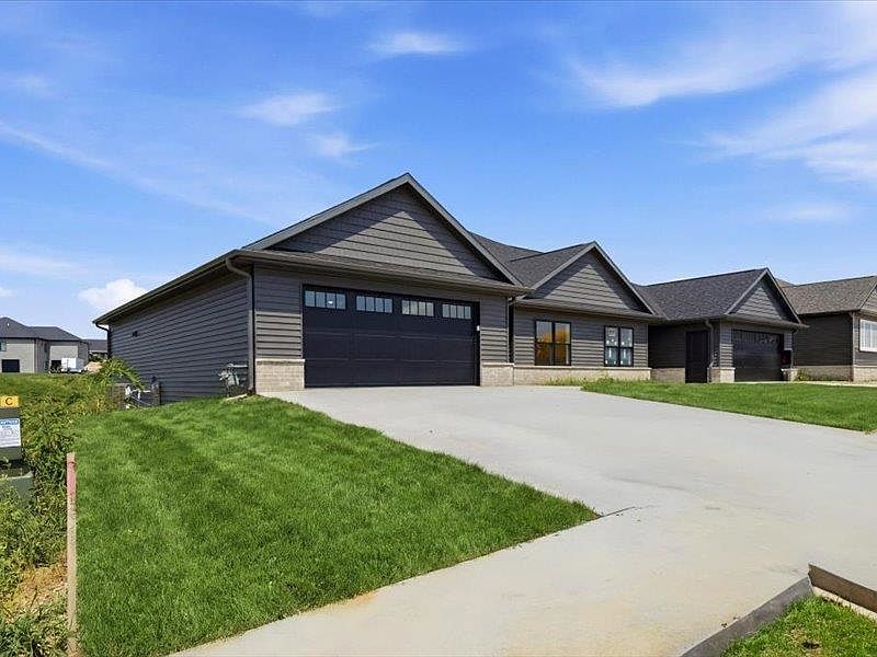 1st image of 239 Gavin Cir