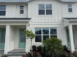 1868 Crowncrest Drs, Apopka, FL 32703
