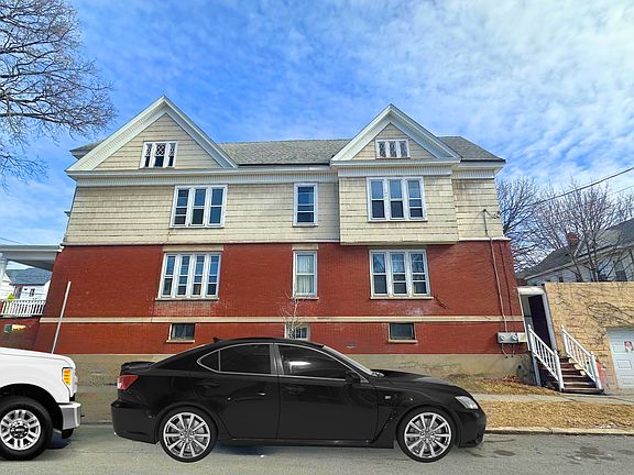 3rd image of 296 Quail St APT 2