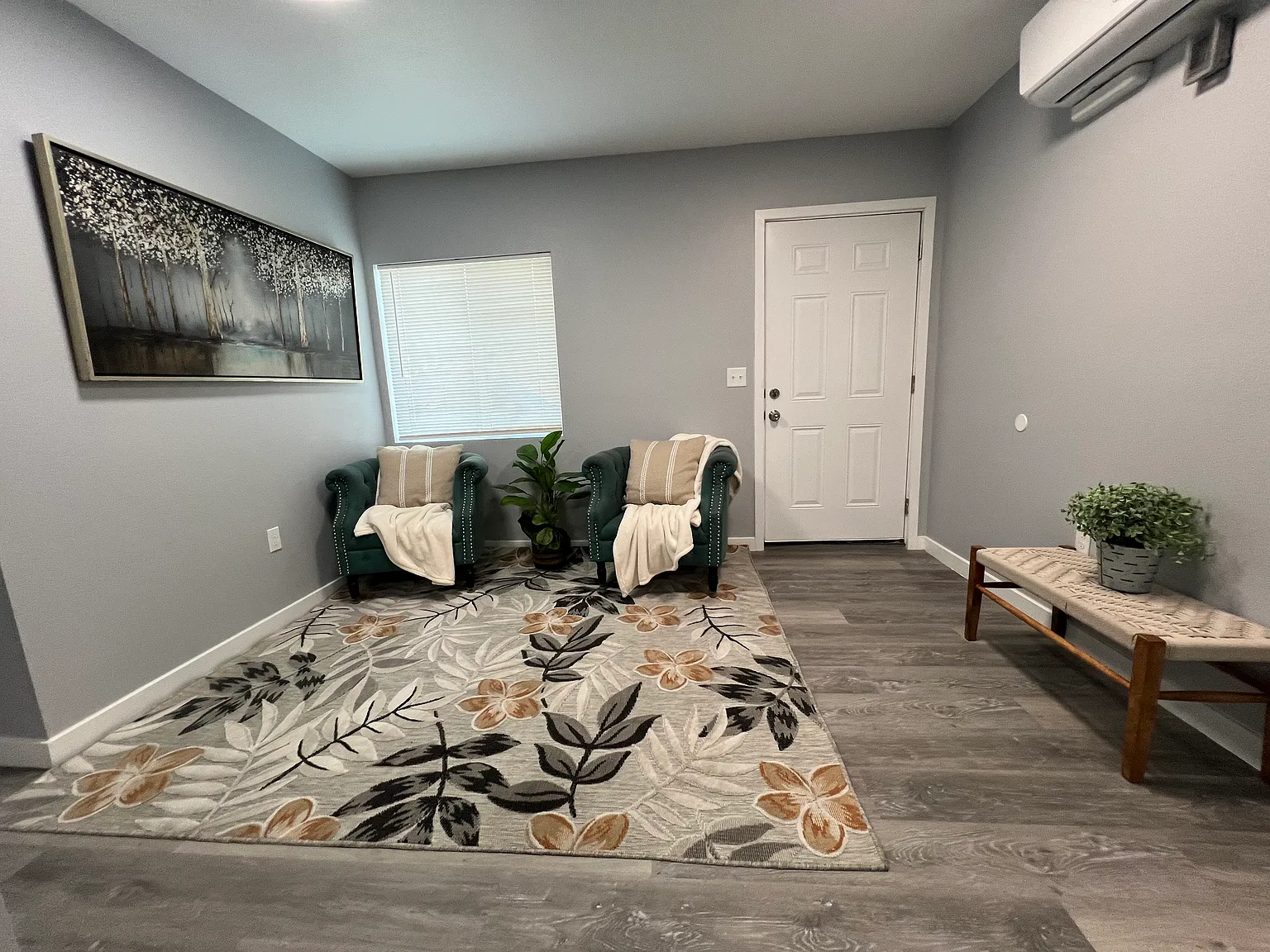 3 bed, 1400 sqft, $2,725 — Photo 3