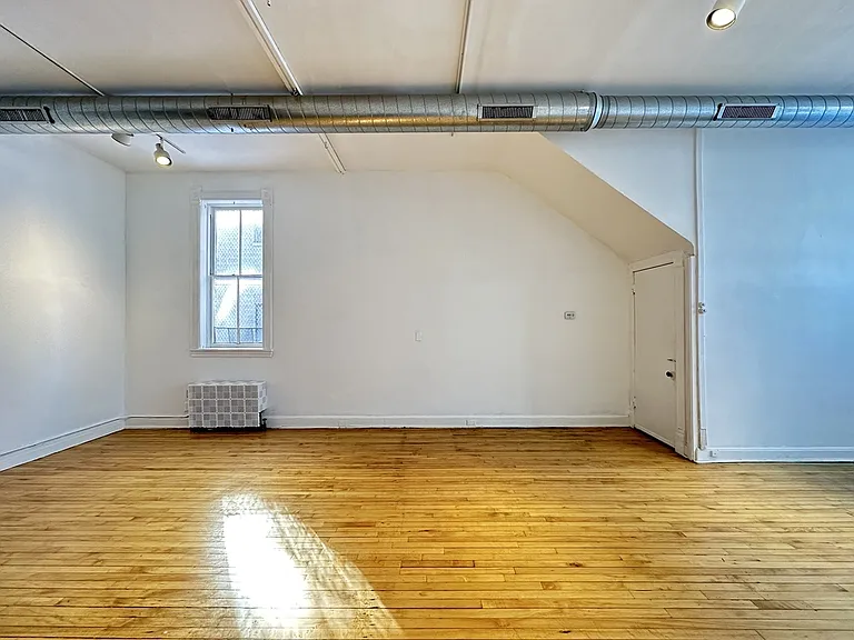 3422 N Lincoln Ave #EROTS — Photo 15