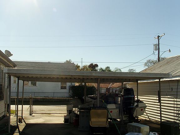 3rd image of 444 Pailet Ave