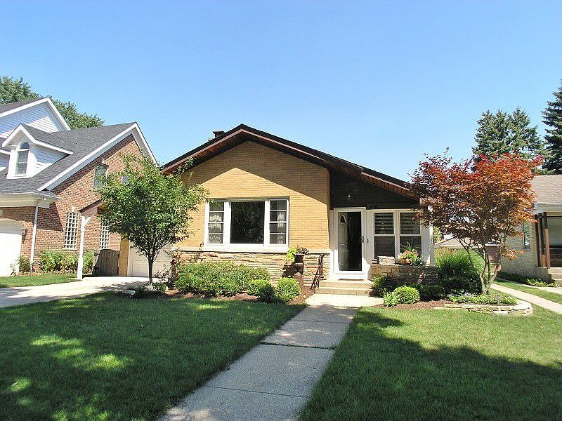 1st image of 817 S Kensington Ave