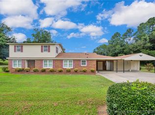 516 Herring St, Clinton, NC 28328