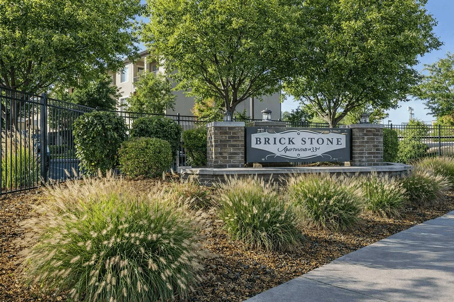 Brickstone on 33rd — Photo 1