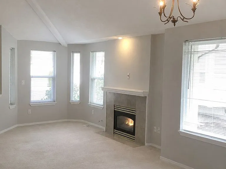 5009 Freeport Ln #A — Photo 6