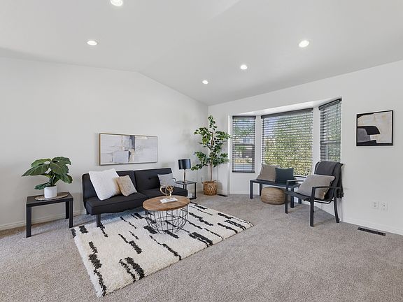 4th image of 5569 W Tiger Lily Ct S