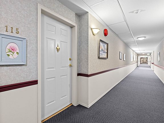 4th image of 877 Klo Rd #115