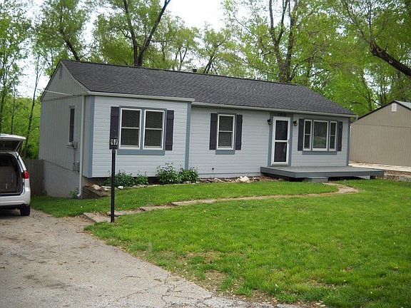 2nd image of 7810 E 102nd St