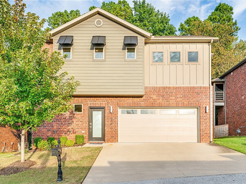 1st image of 1496 N Desoto Pl