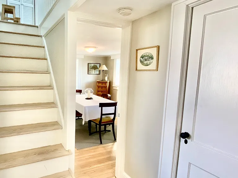 24 Alden Ave — Photo 9