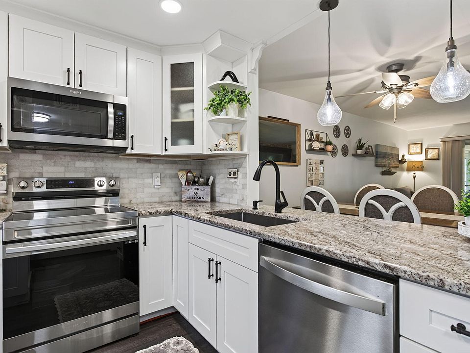 1st image of 7500 NW 5th Court #108