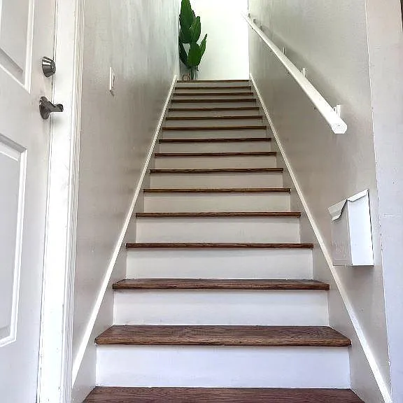 203 N Village St #B — Photo 2