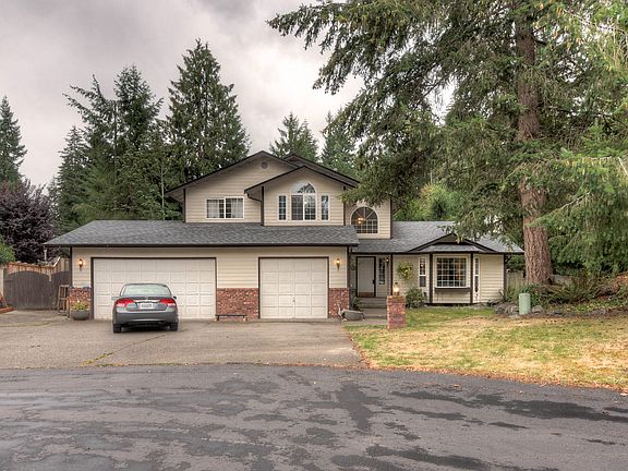 2nd image of 10716 218th Avenue Ct E