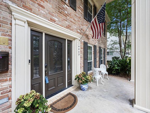 5th image of 14443 Twisted Oak Ln