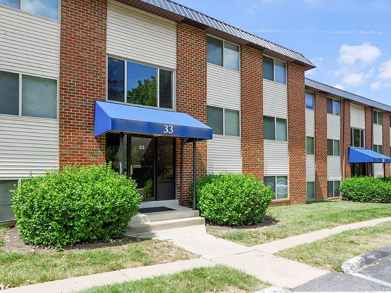 Taylor Park Apartment Homes — Photo 25