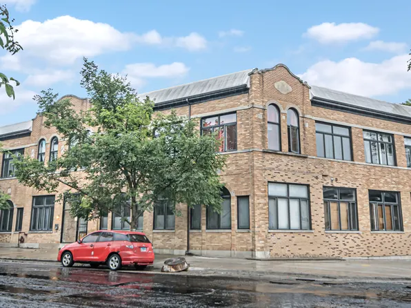 7377 N Rogers Ave APT 205, Chicago, IL 60626