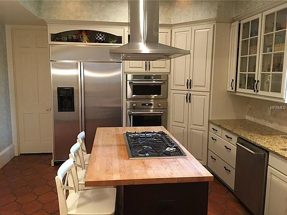 3rd image of 489 Winding Creek Pl
