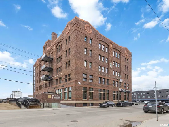 73 24th Street E #404, Saskatoon, SK S7K 0K3