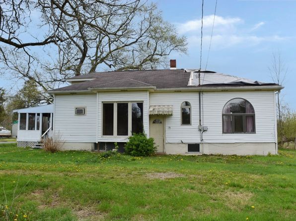 7814 Mill Rd, Conneaut Lake, PA 16316