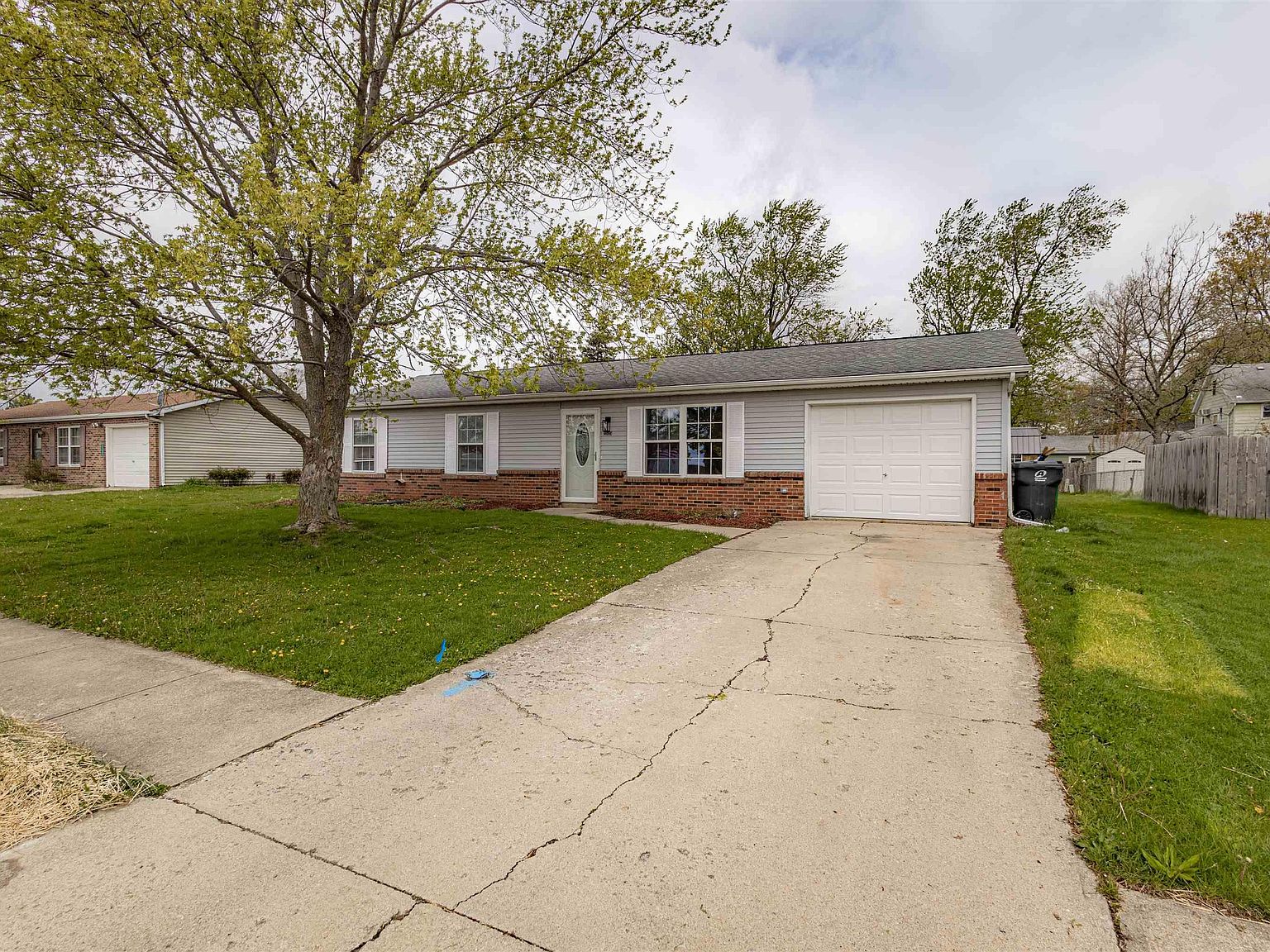 22425 Westmont Pl, Woodburn, IN 46797 Zillow