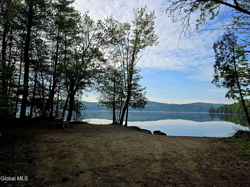 4th image of L15 Clearwater Lake Road