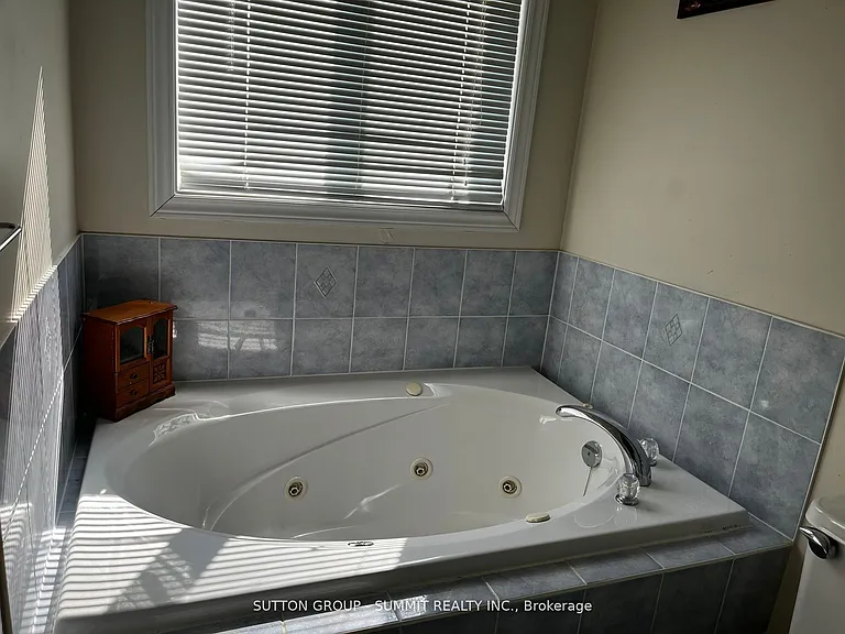6606 Harmony Hl — Photo 14