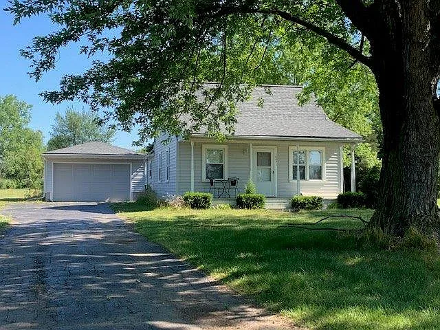 10831 Martz Rd photo 1