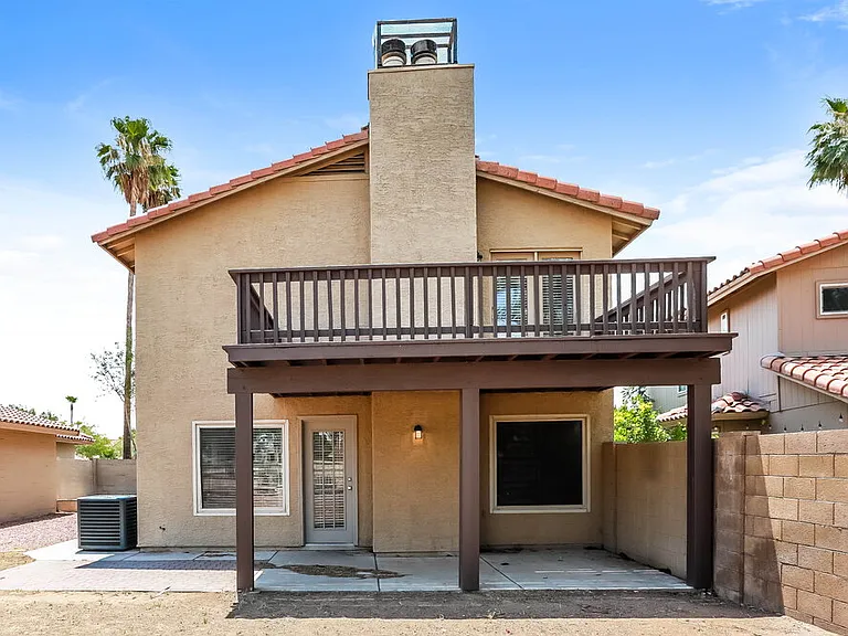 5330 E Fairfield St — Photo 17