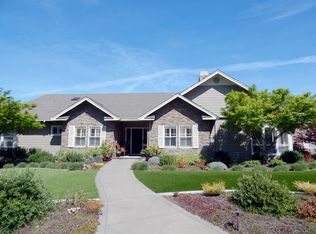 4536 Bennett View Dr, Santa Rosa, CA 95404