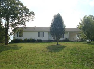 8490 New Chapel Rd, Springfield, TN 37172