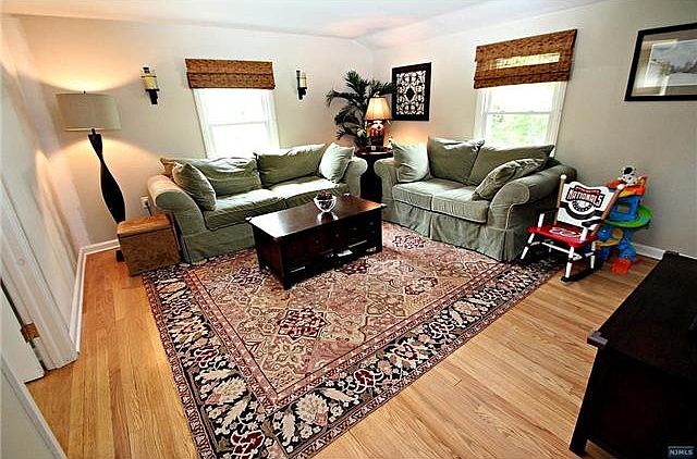 1st image of 43 Darlington Ave